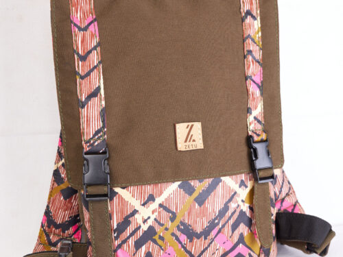 Front side of Zetu minimalist bag